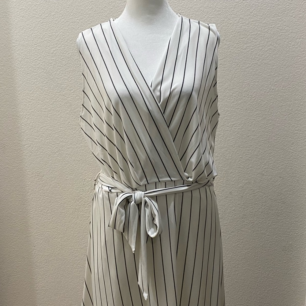 Mango Black and White Sleeveless Dress. Size M